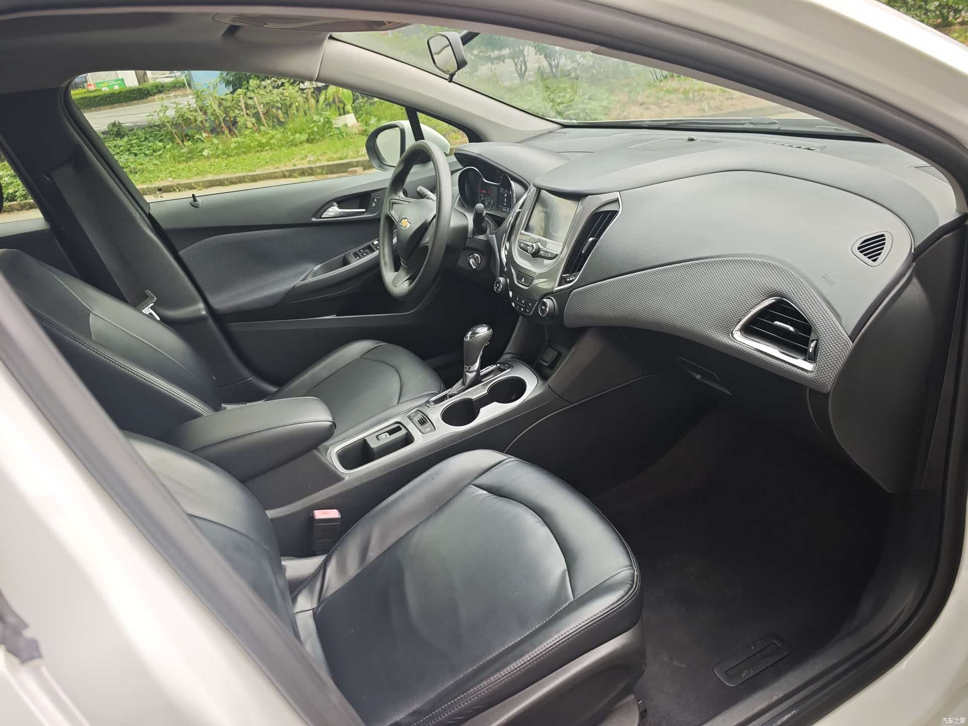 Chevrolet 320, 2017 10