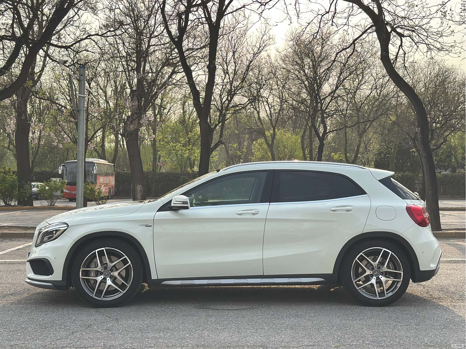 Mercedes-Benz GLA, 2015 8