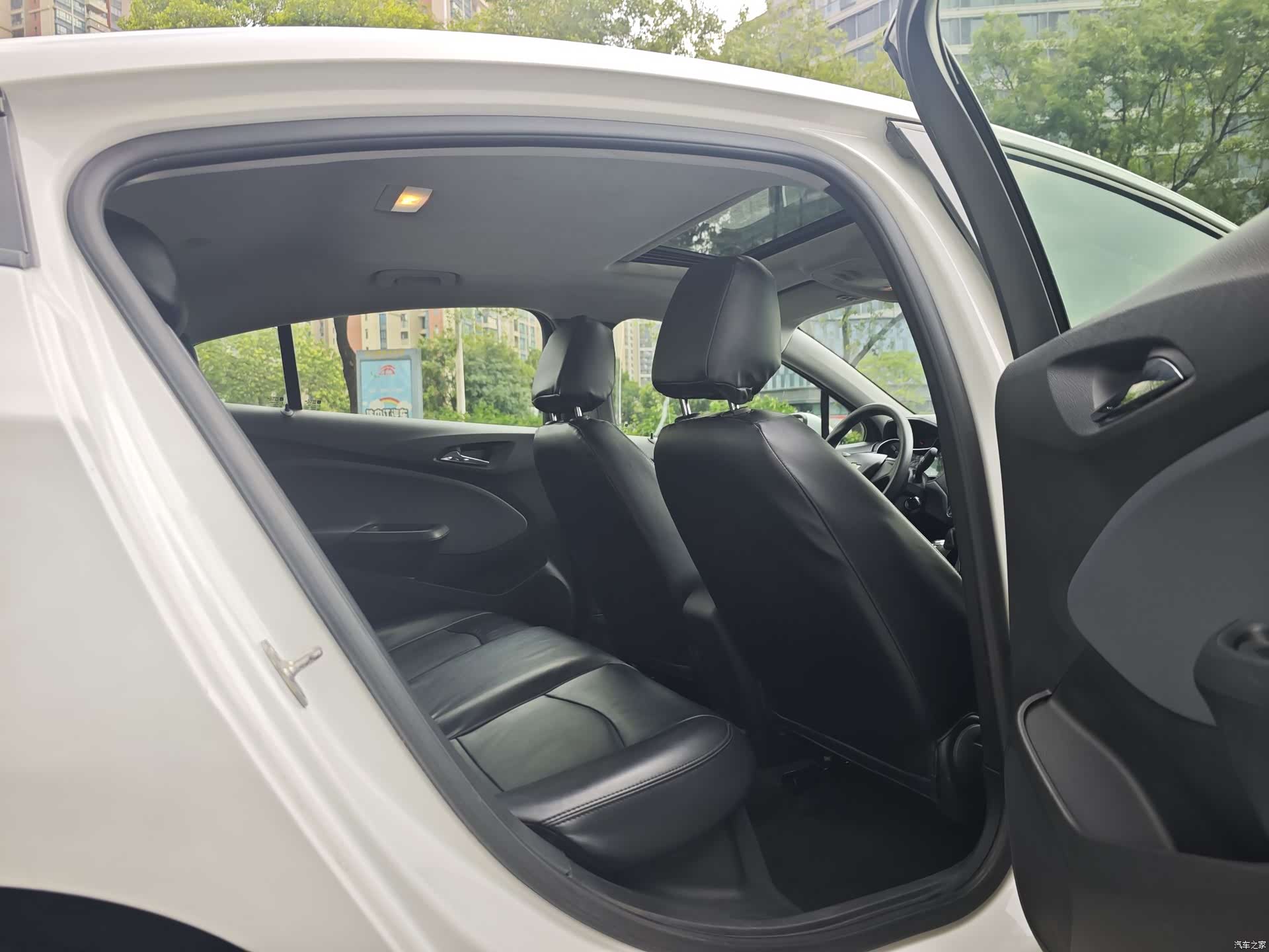 Chevrolet 320, 2017 12