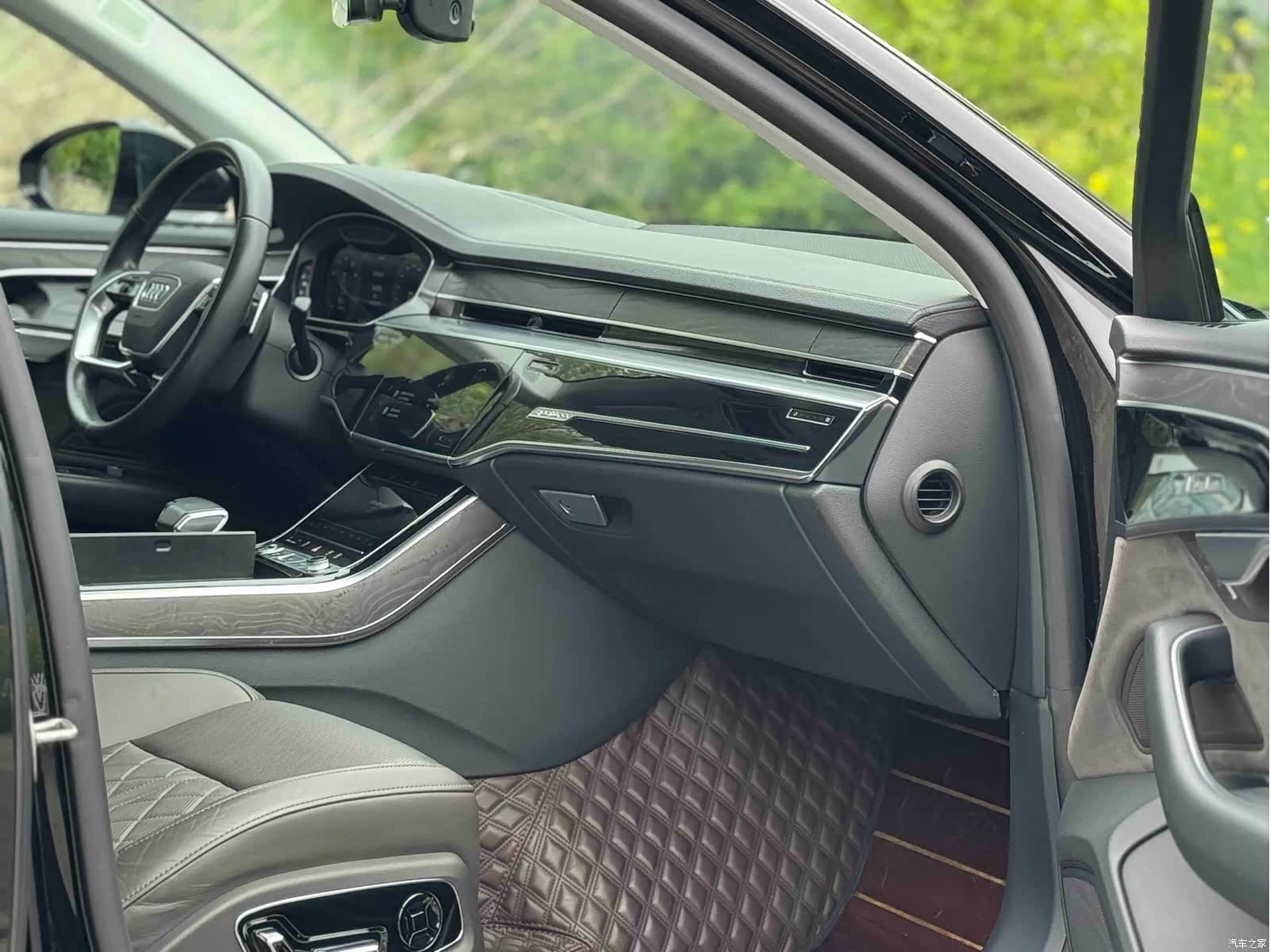 Audi A8L, 2021 12