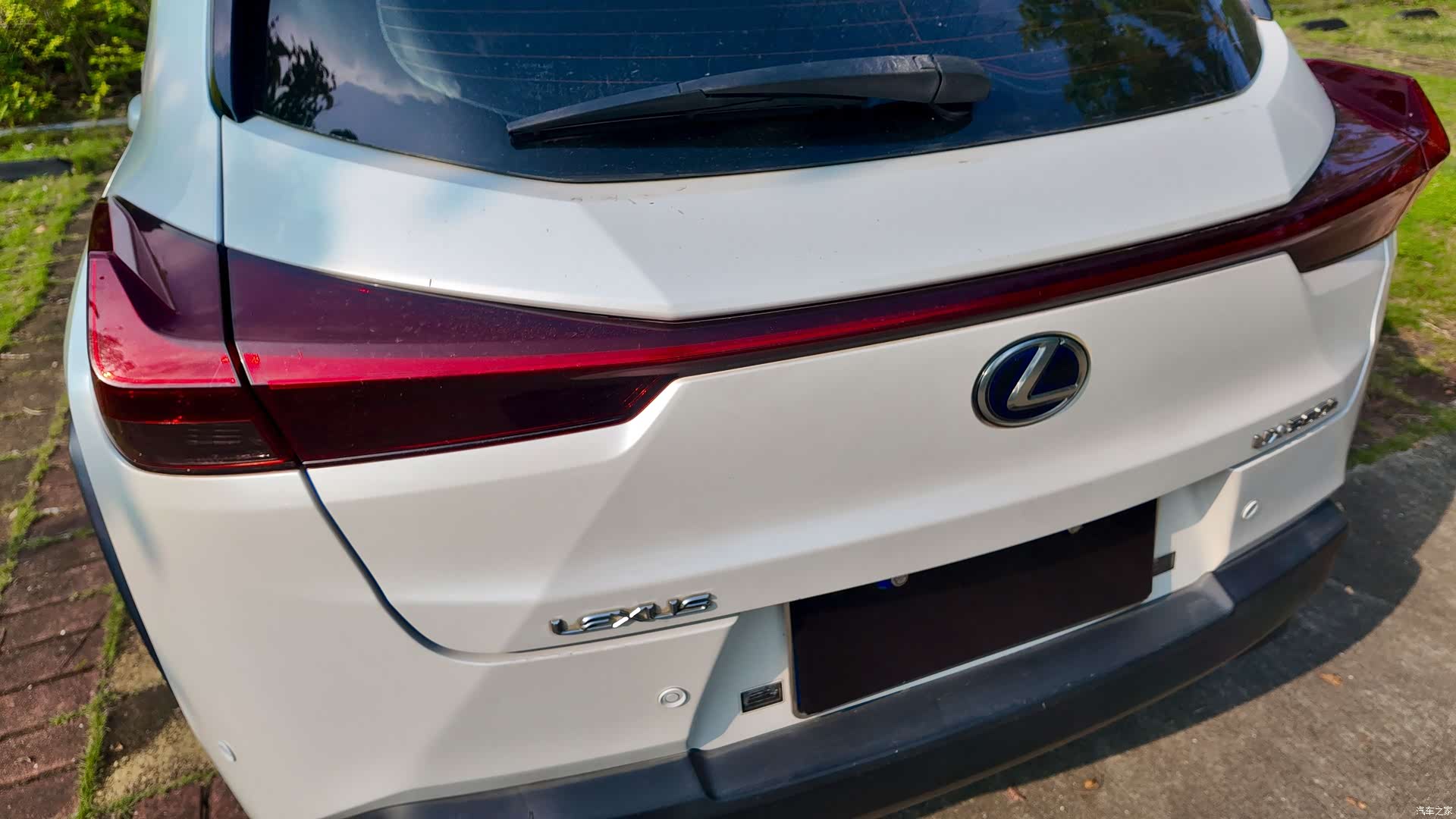 Lexus UX, 2019 10