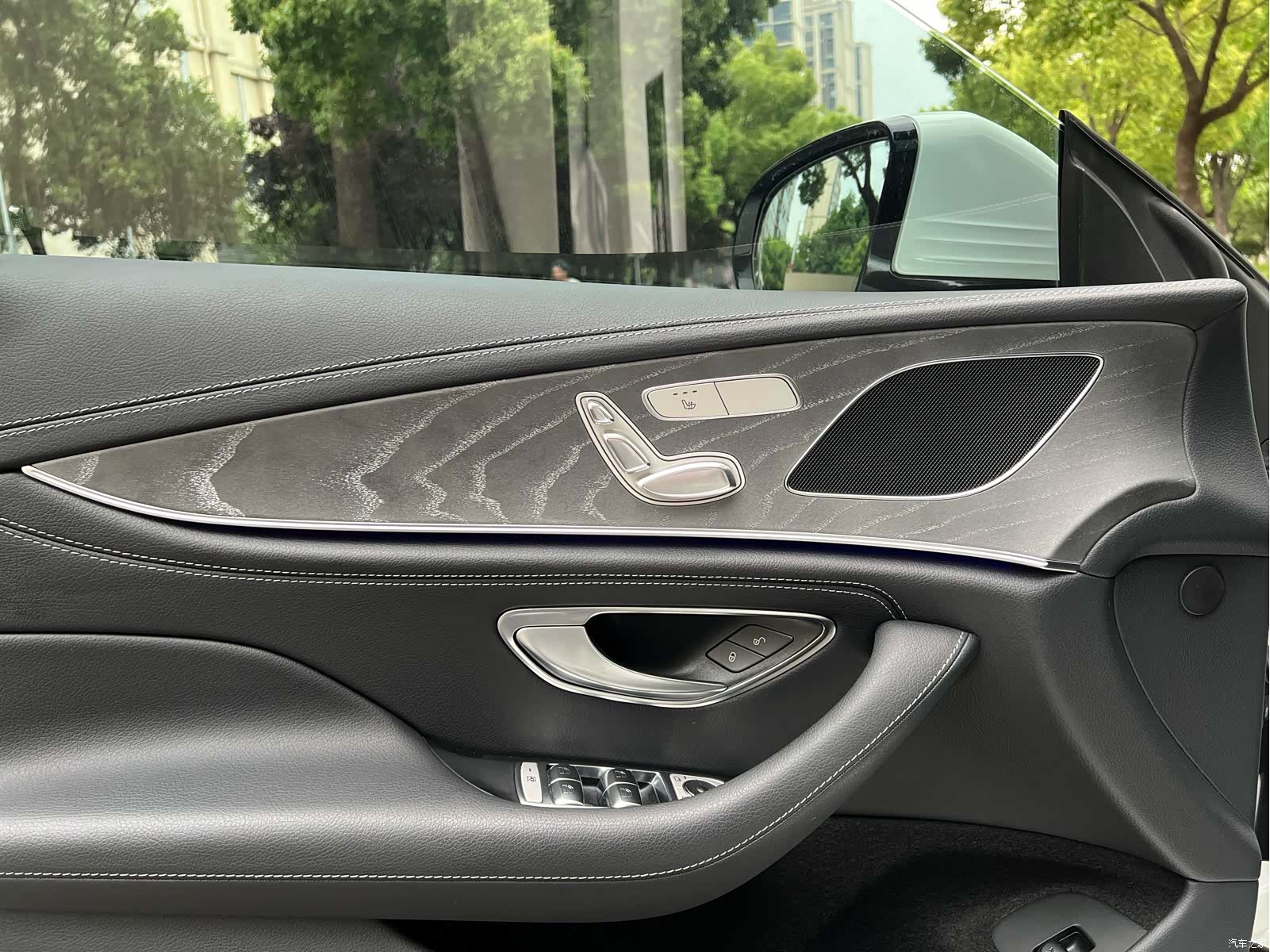 Mercedes-Benz CLS, 2021 14