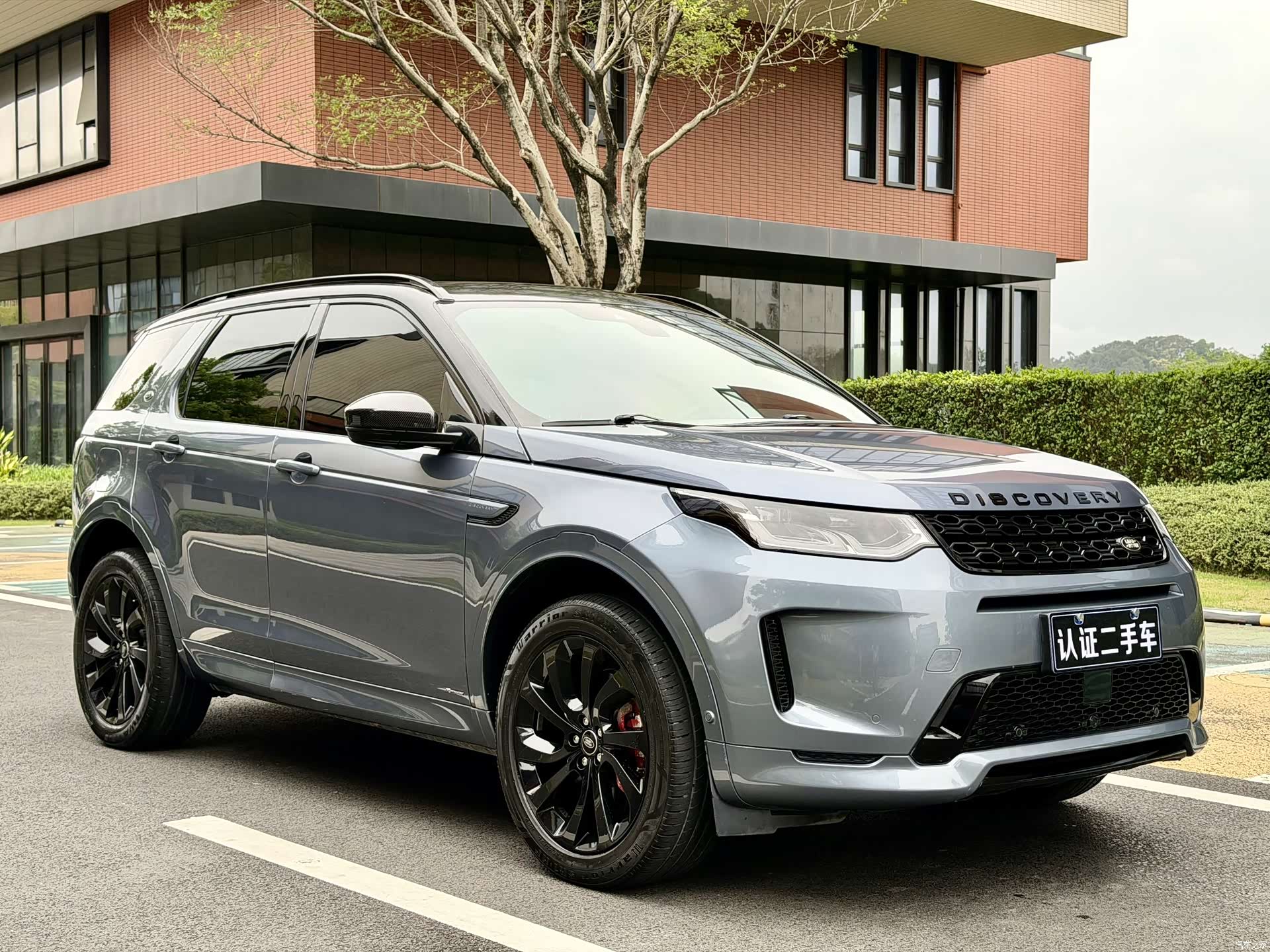 Land Rover Discovery, 2021 все фото