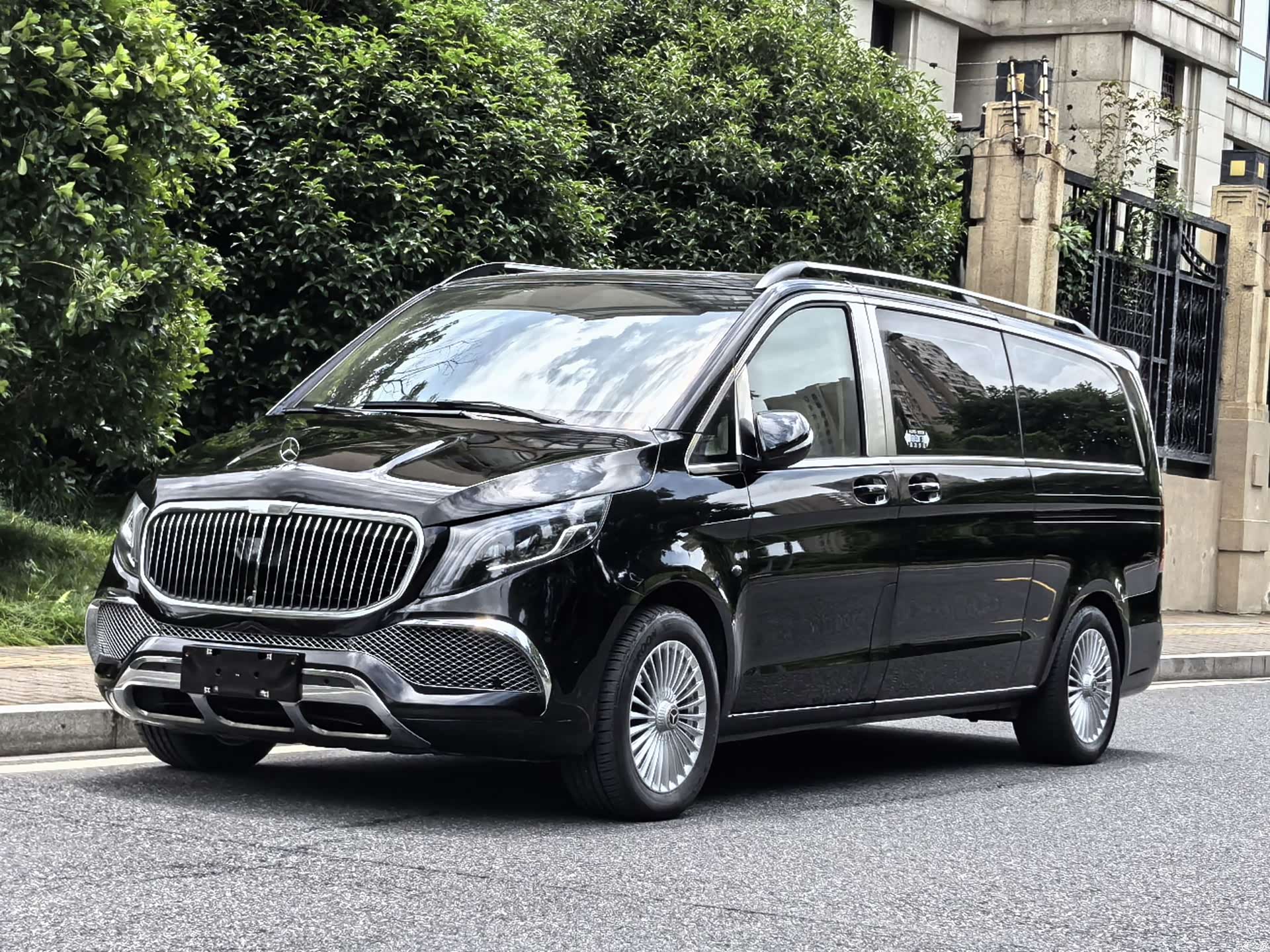 Mercedes-Benz 7, 2022 1
