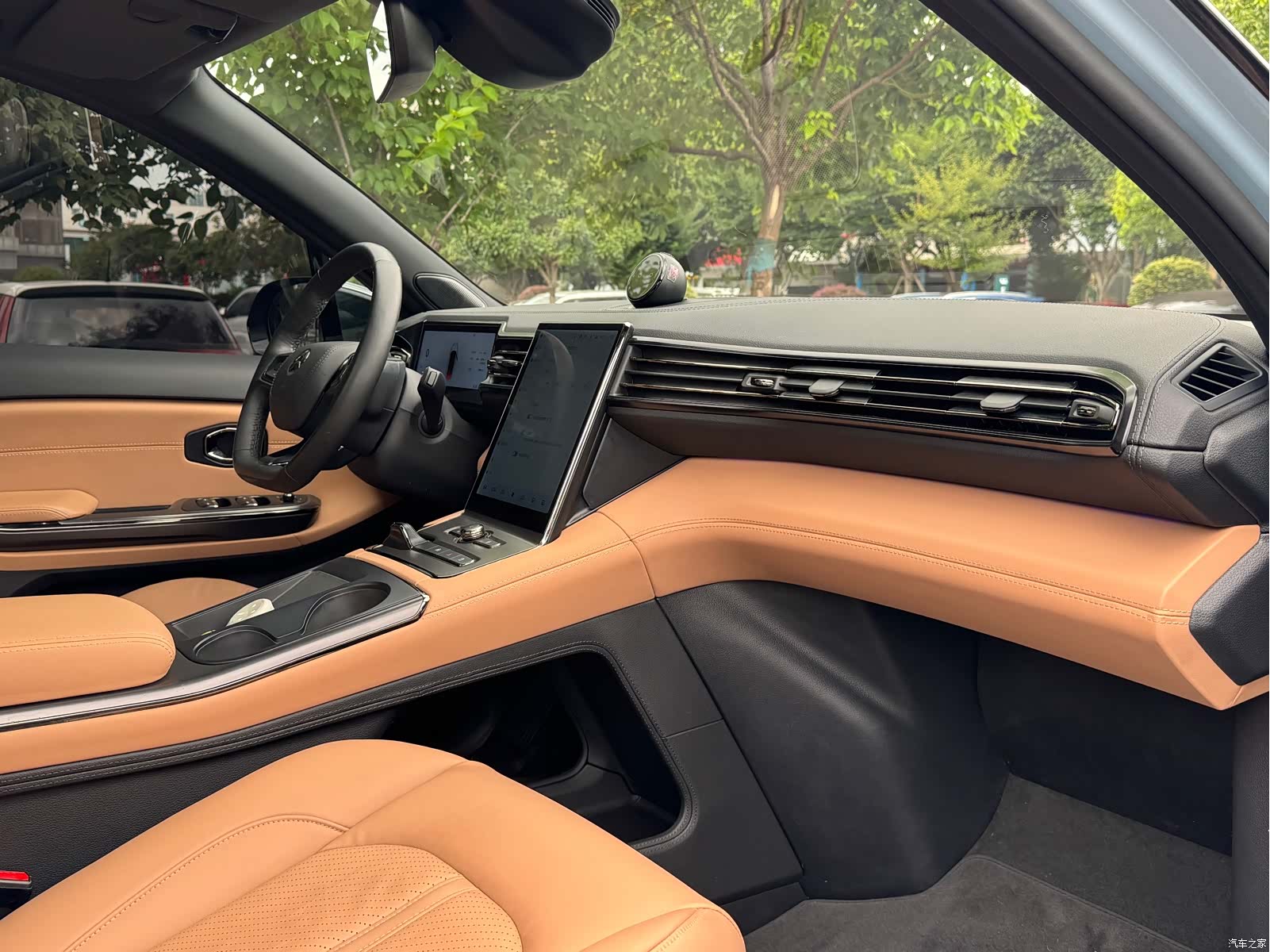 NIO ES6, 2022 15