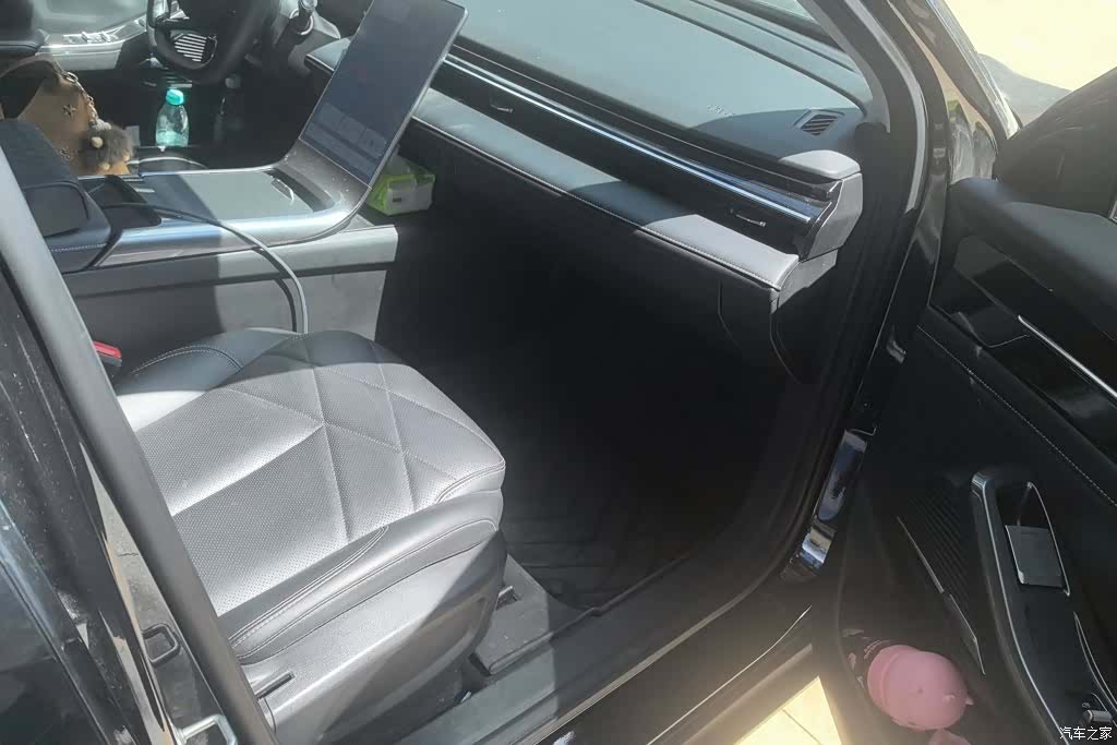 Geely Galaxy L6, 2024 8