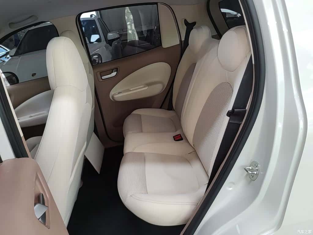 Wuling MINIEV, 2025 17