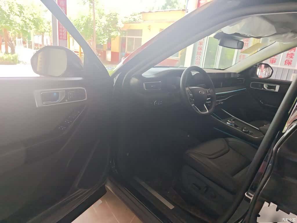 Ford Explorer, 2025 16