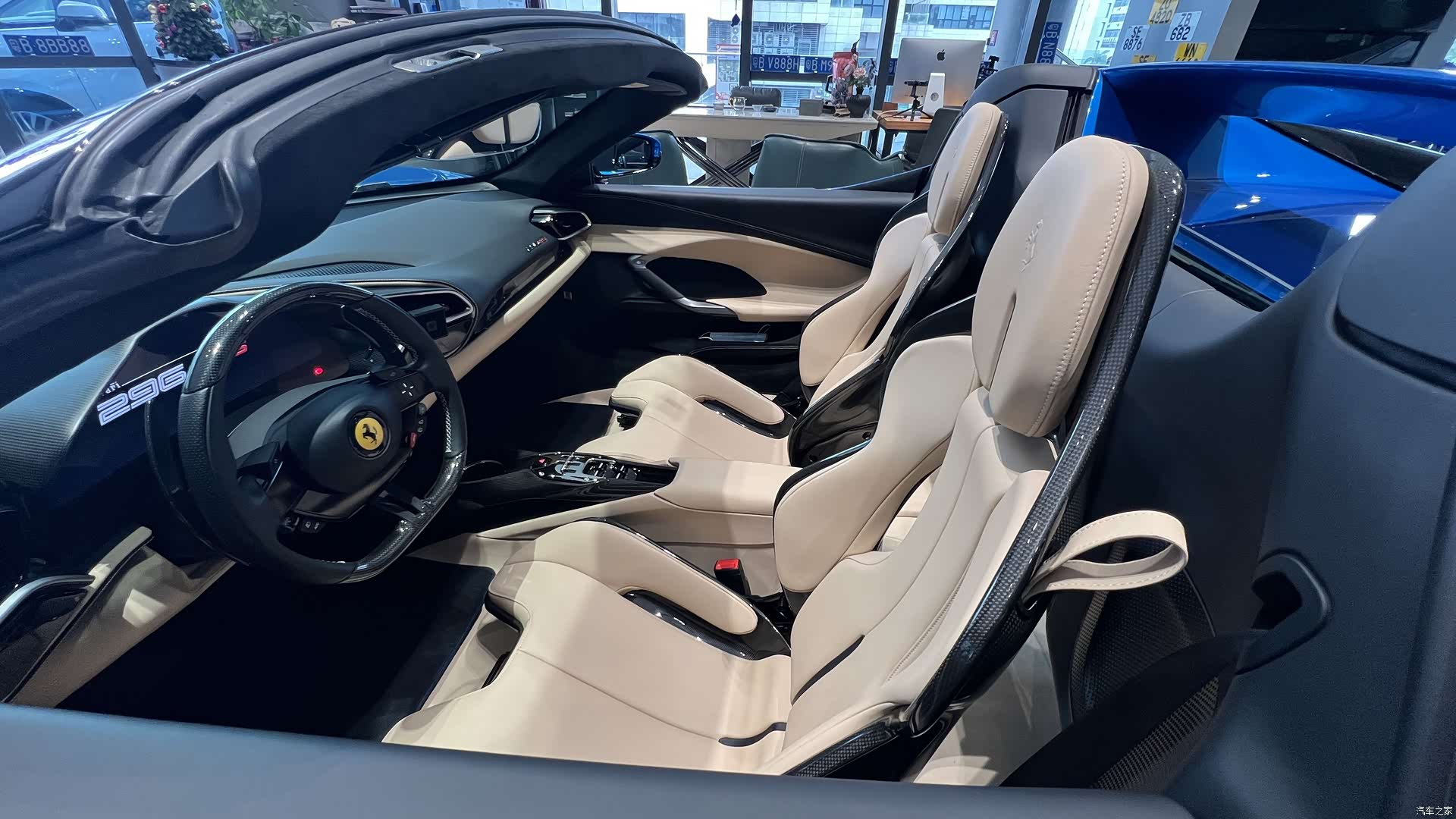 Ferrari 296, 2023 4