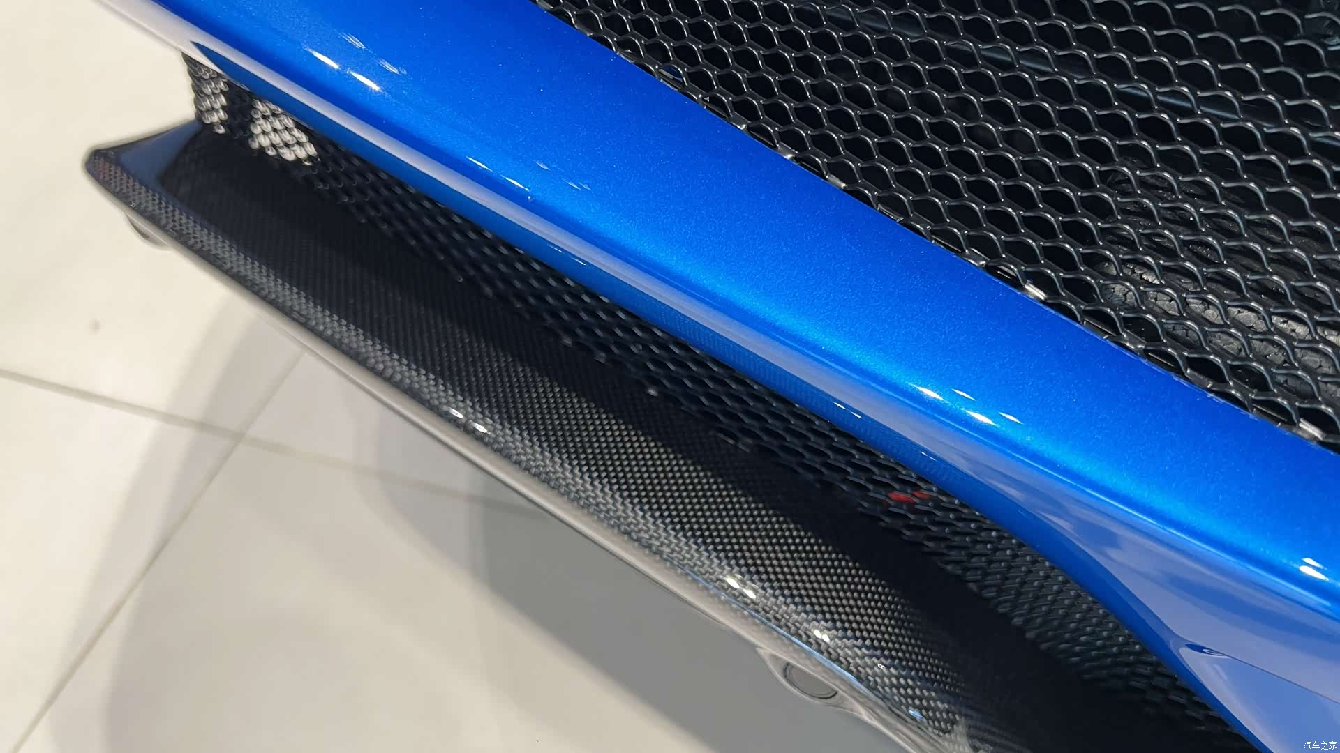 Ferrari 296, 2023 6