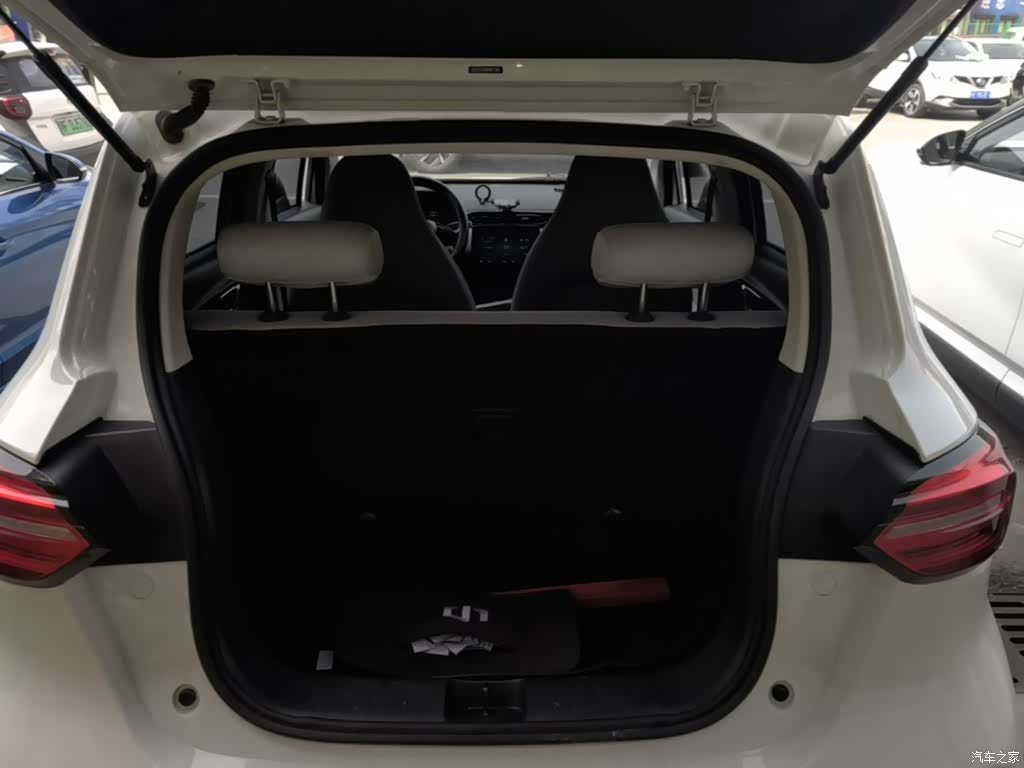 Leapmotor T03, 2023 22