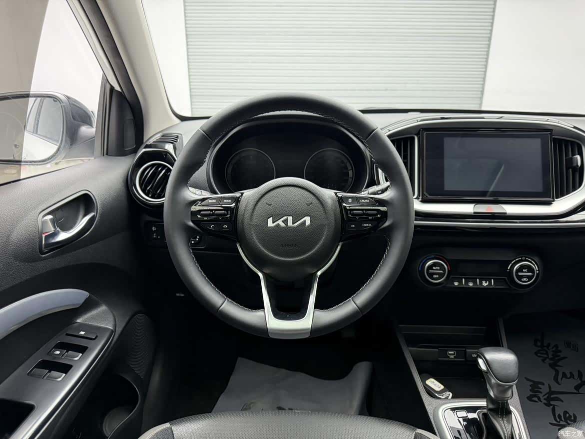 Kia KX1, 2021 11
