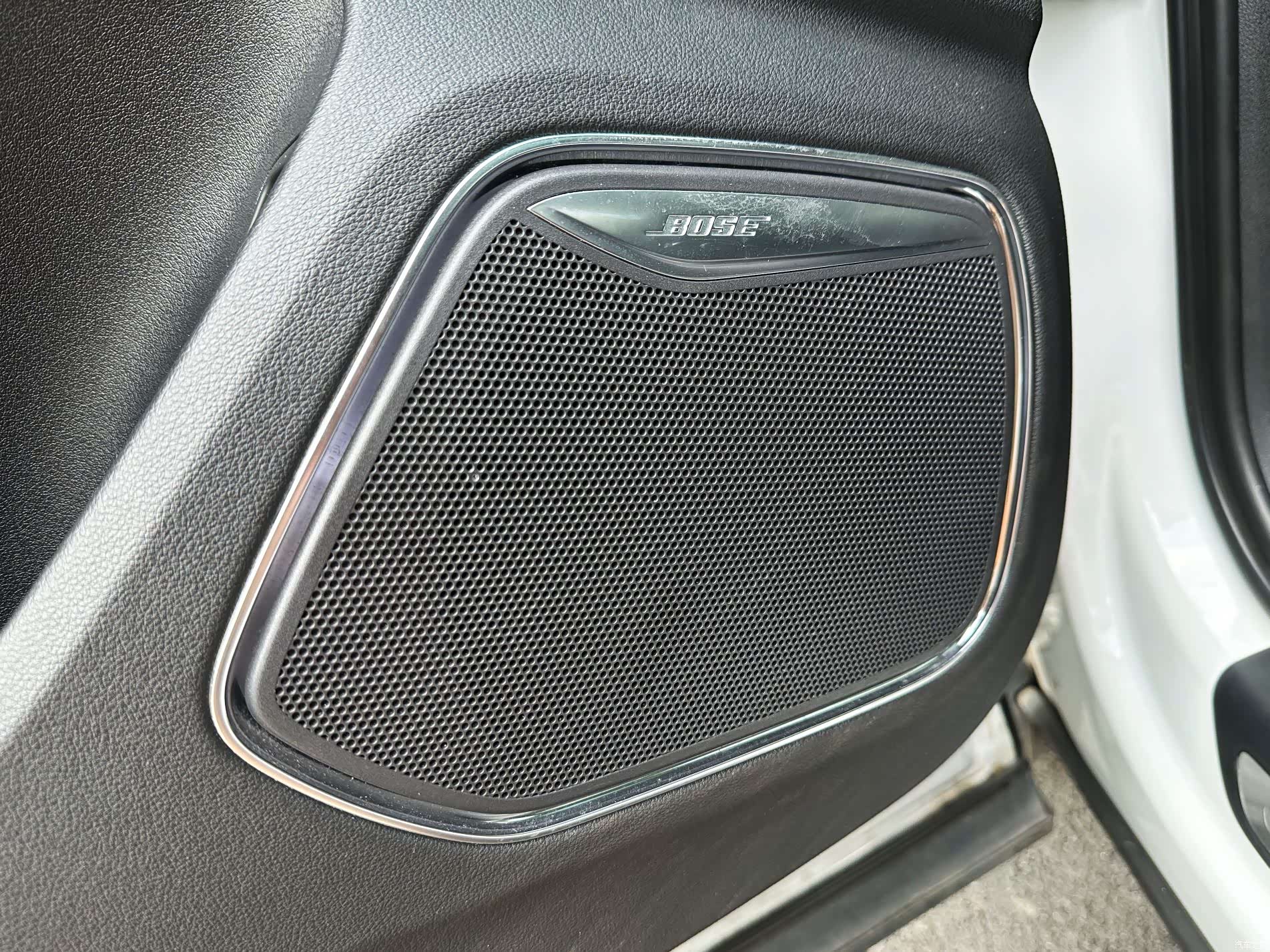 Audi Q3, 2018 12