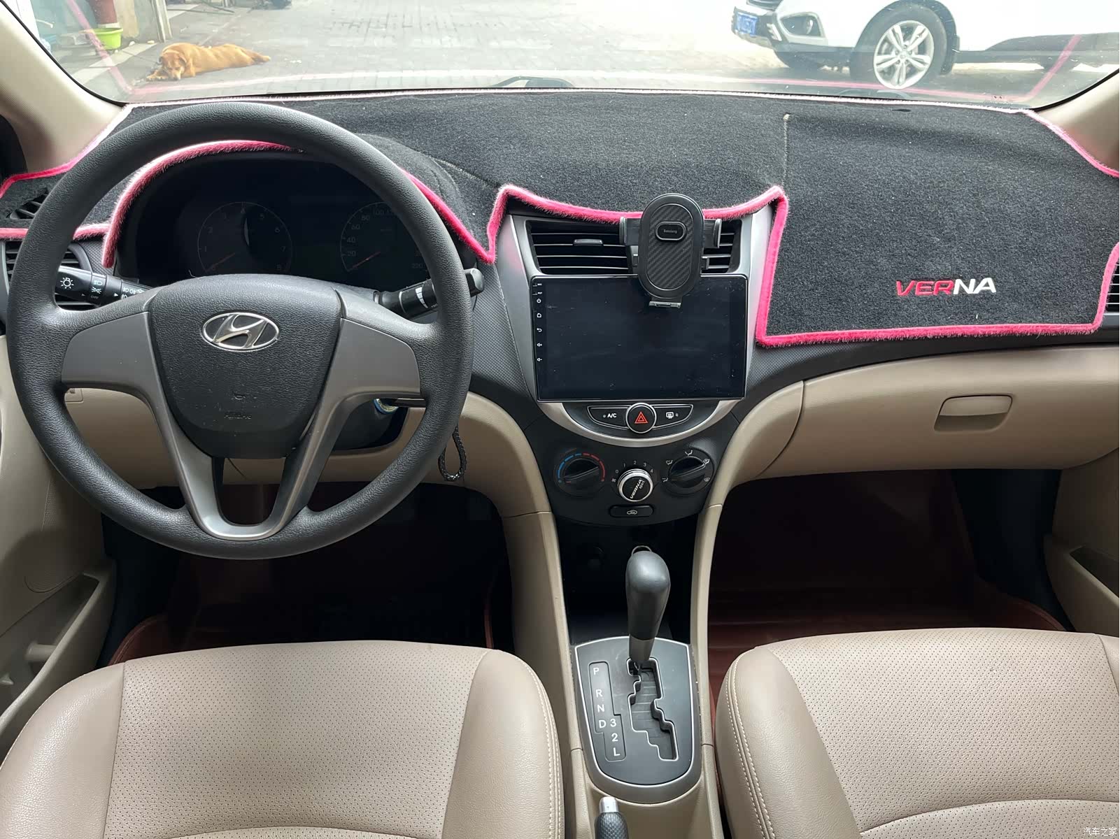 Hyundai GLS, 2015 7