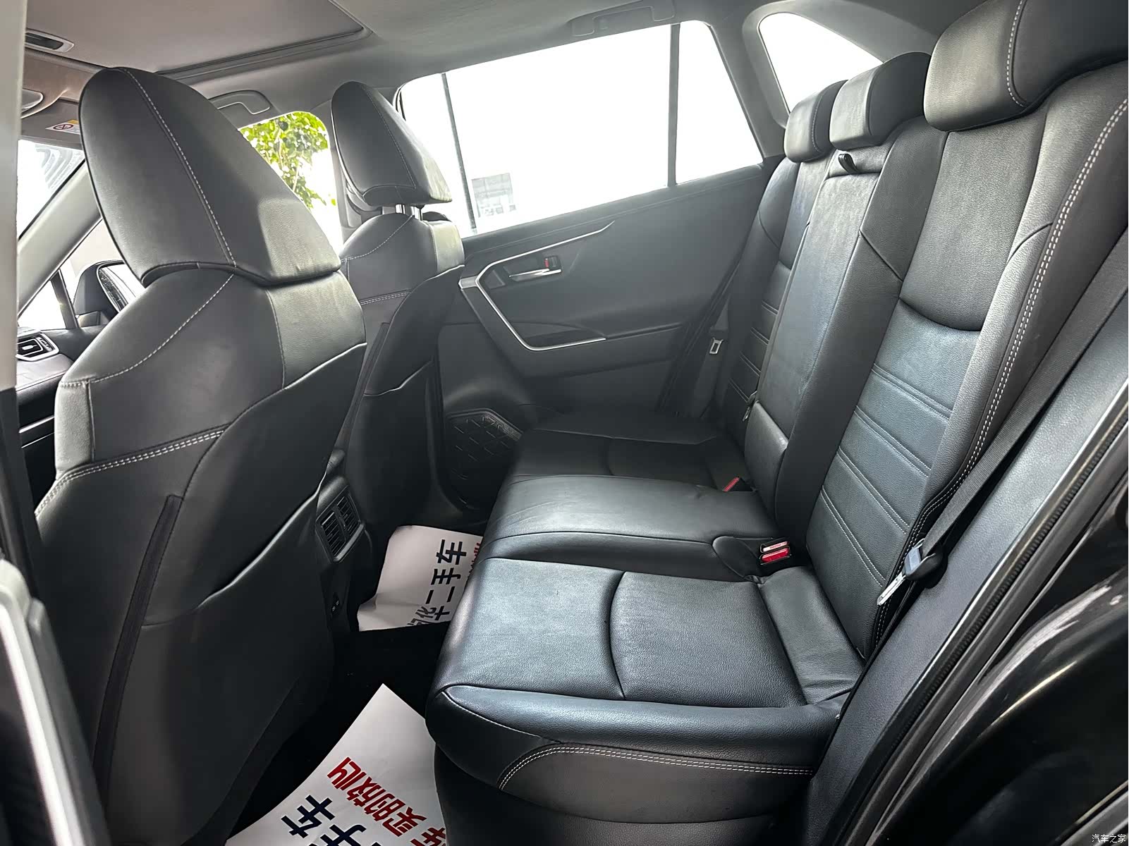 Toyota RAV4, 2021 7