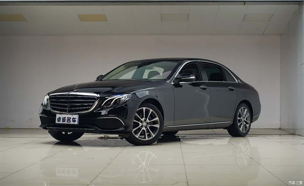 Mercedes-Benz E-Class, 2016 1