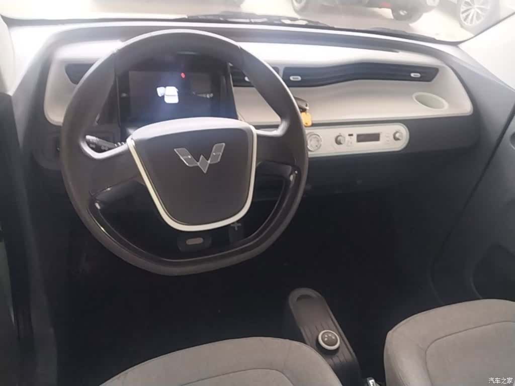 Wuling MINIEV, 2022 10