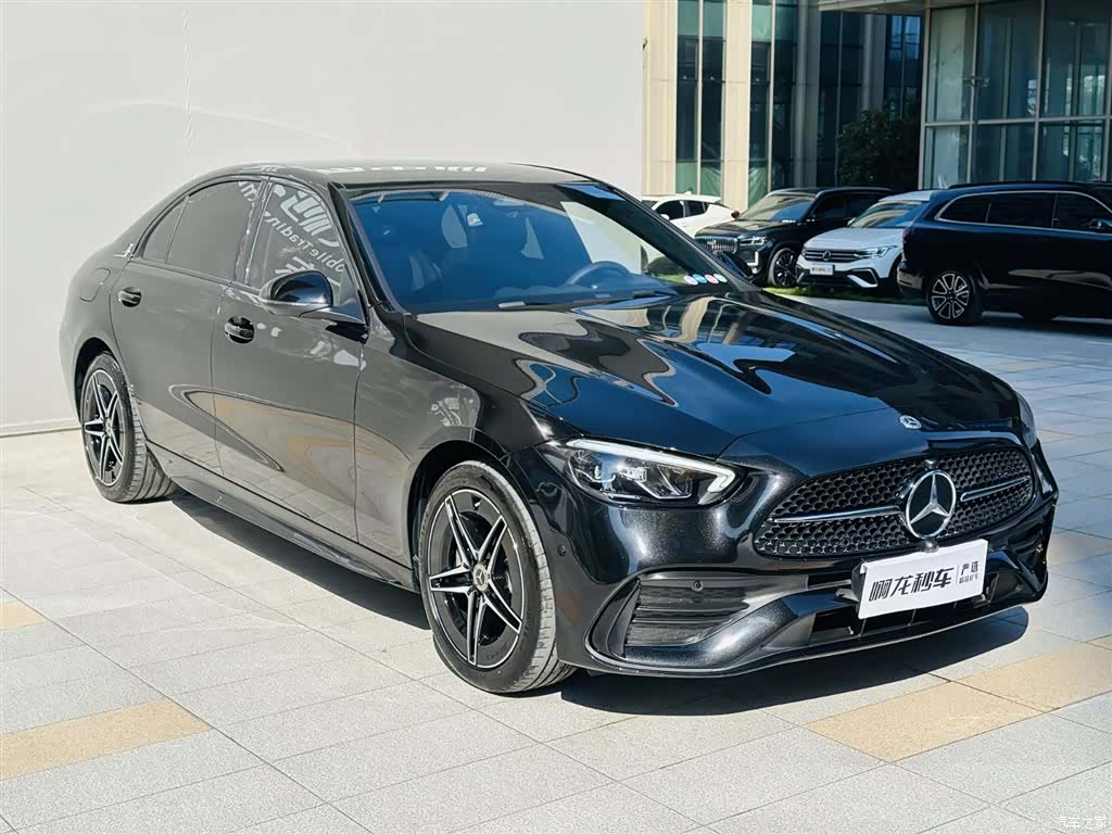 Mercedes-Benz C-Class, 2023 3