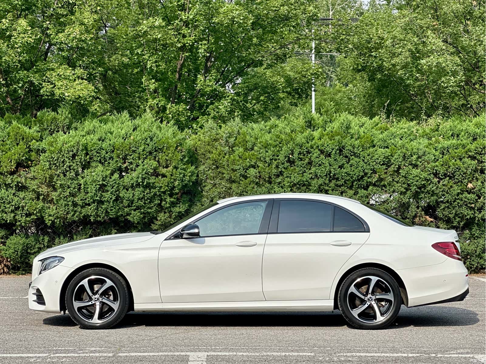 Mercedes-Benz E-Class, 2018 12