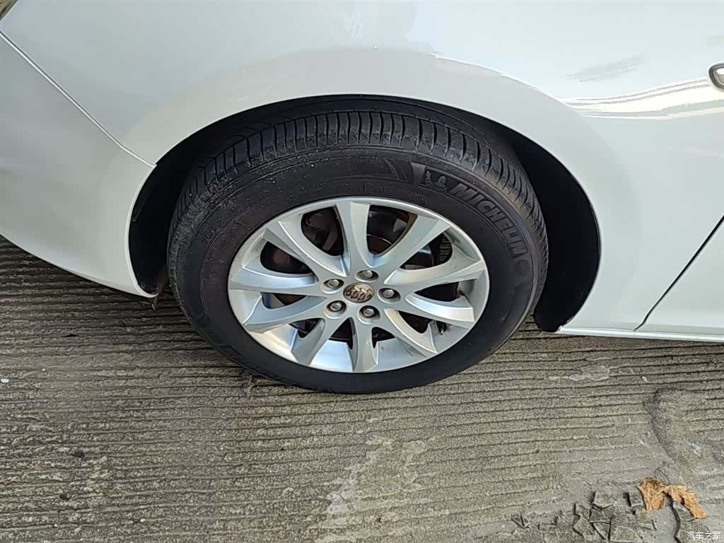 Buick XT, 2015 25