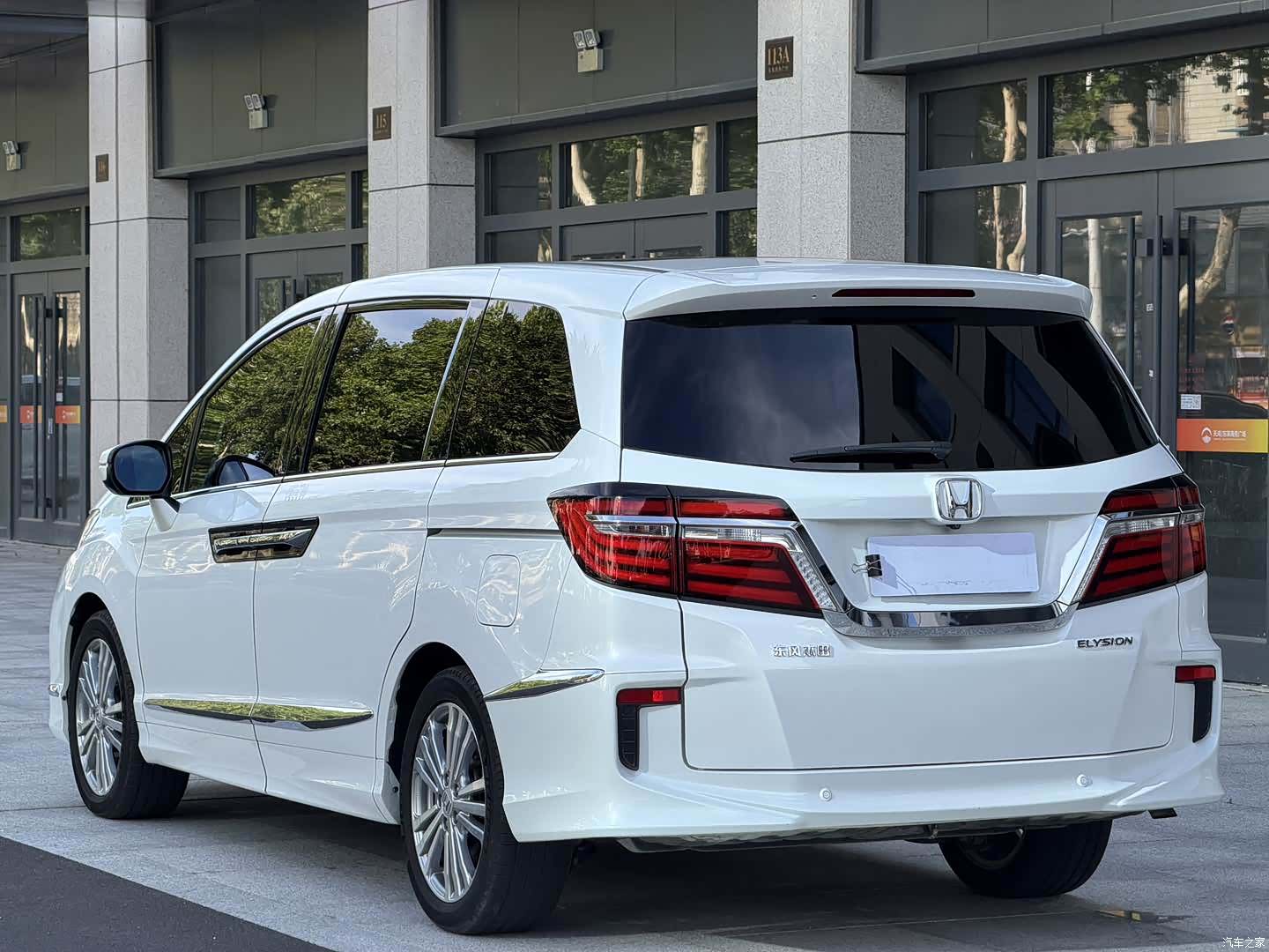 Honda Elysion, 2018 4
