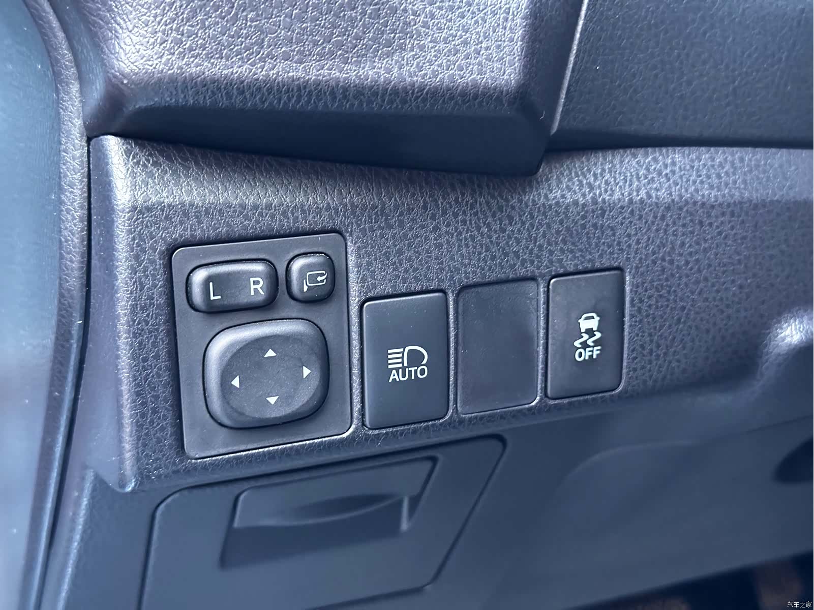 Toyota Corolla, 2015 16