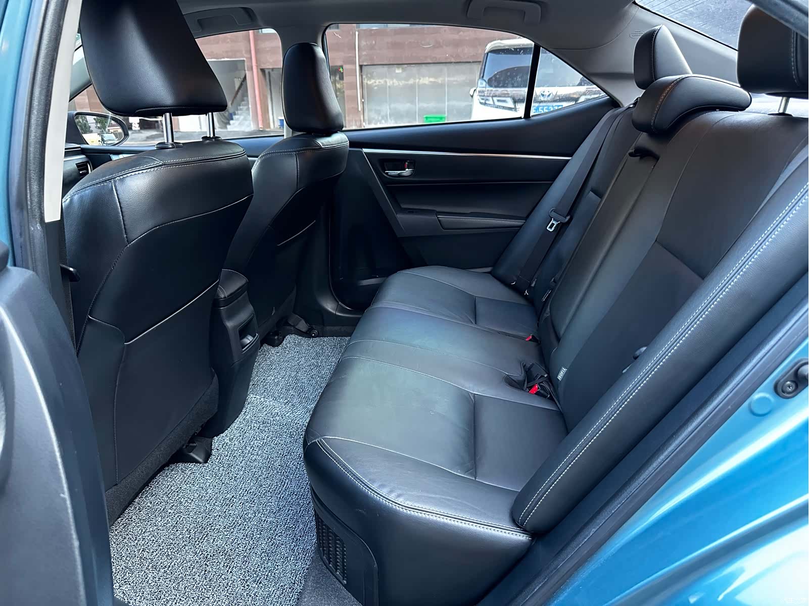 Toyota Corolla, 2015 17
