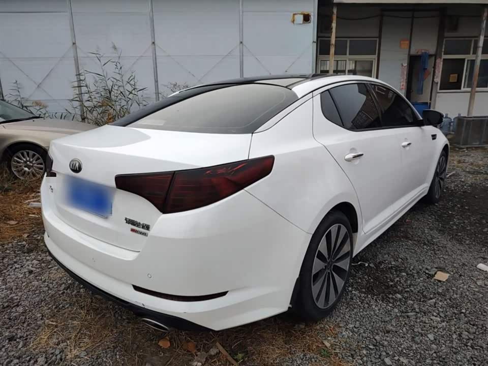 Kia K5 Kia K5