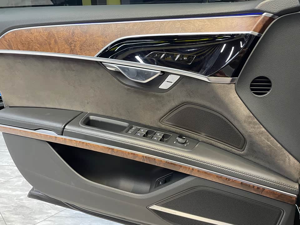 Audi A8 Audi A8