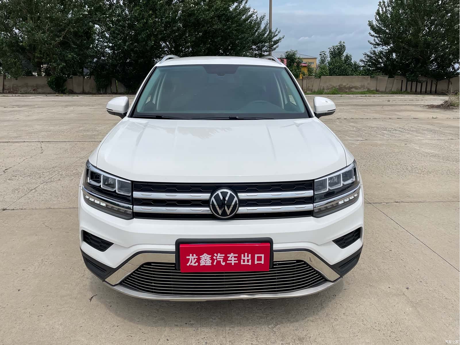 Volkswagen Tharu