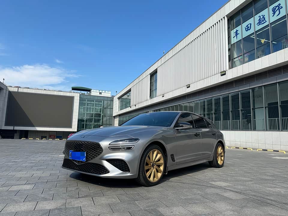 Genesis G70