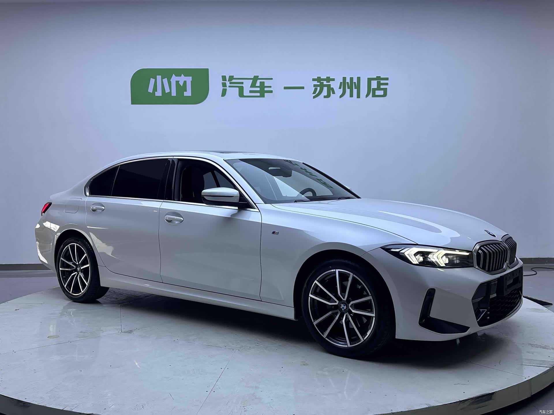 BMW 3 Series, 2023 все фото