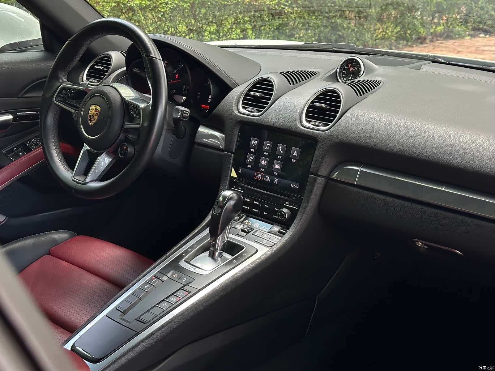 Porsche Cayman, 2024 4