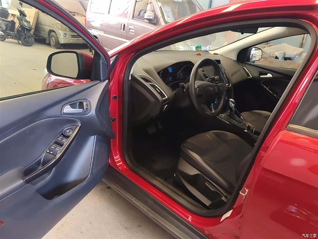 Ford Focus, 2016 16