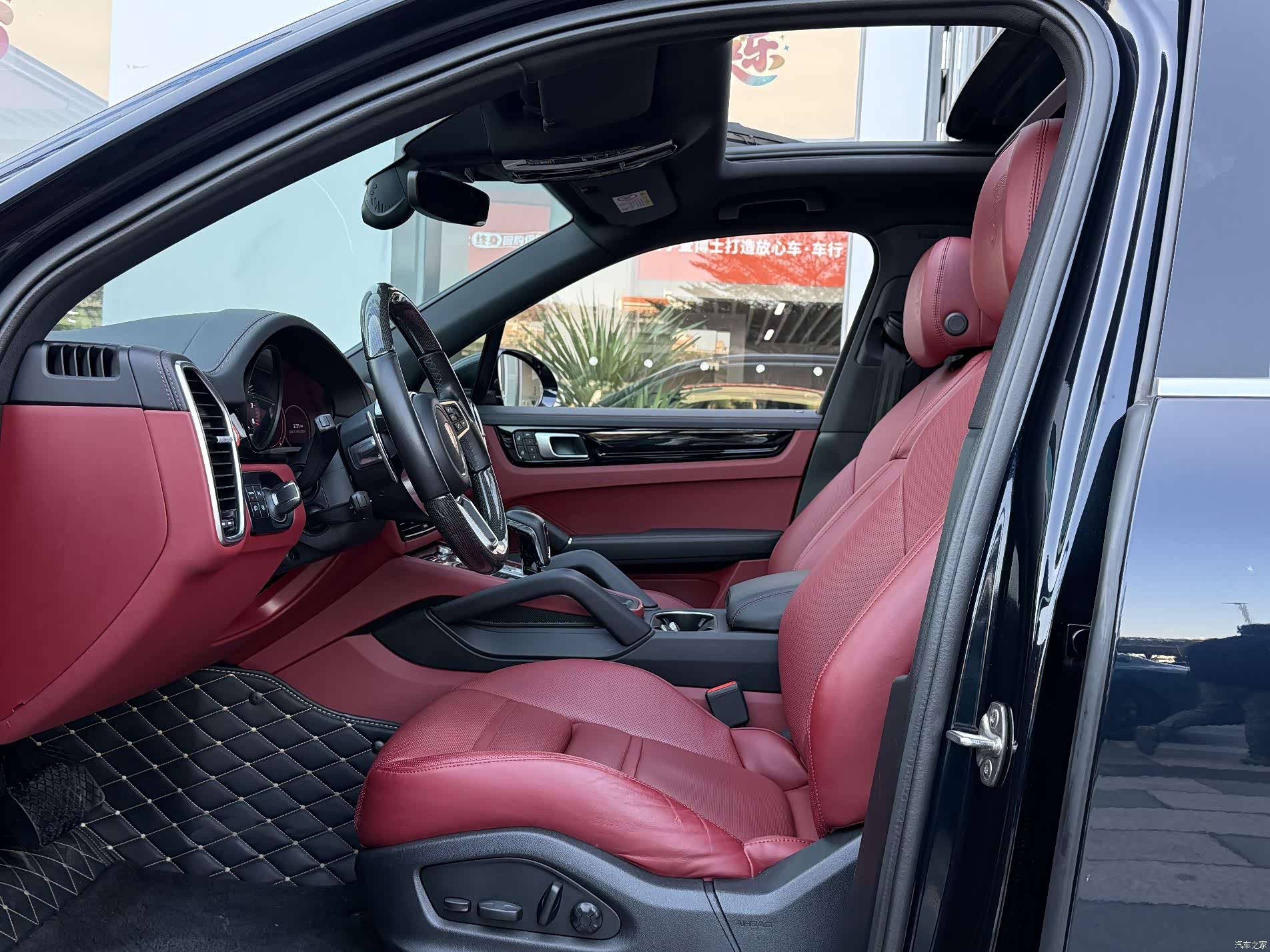 Porsche Cayenne, 2022 12