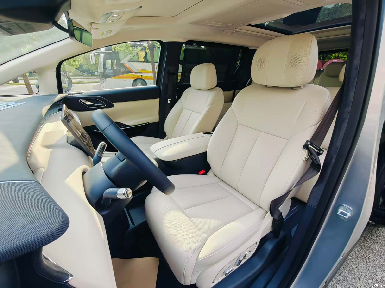 BAIC V9, 2026 19