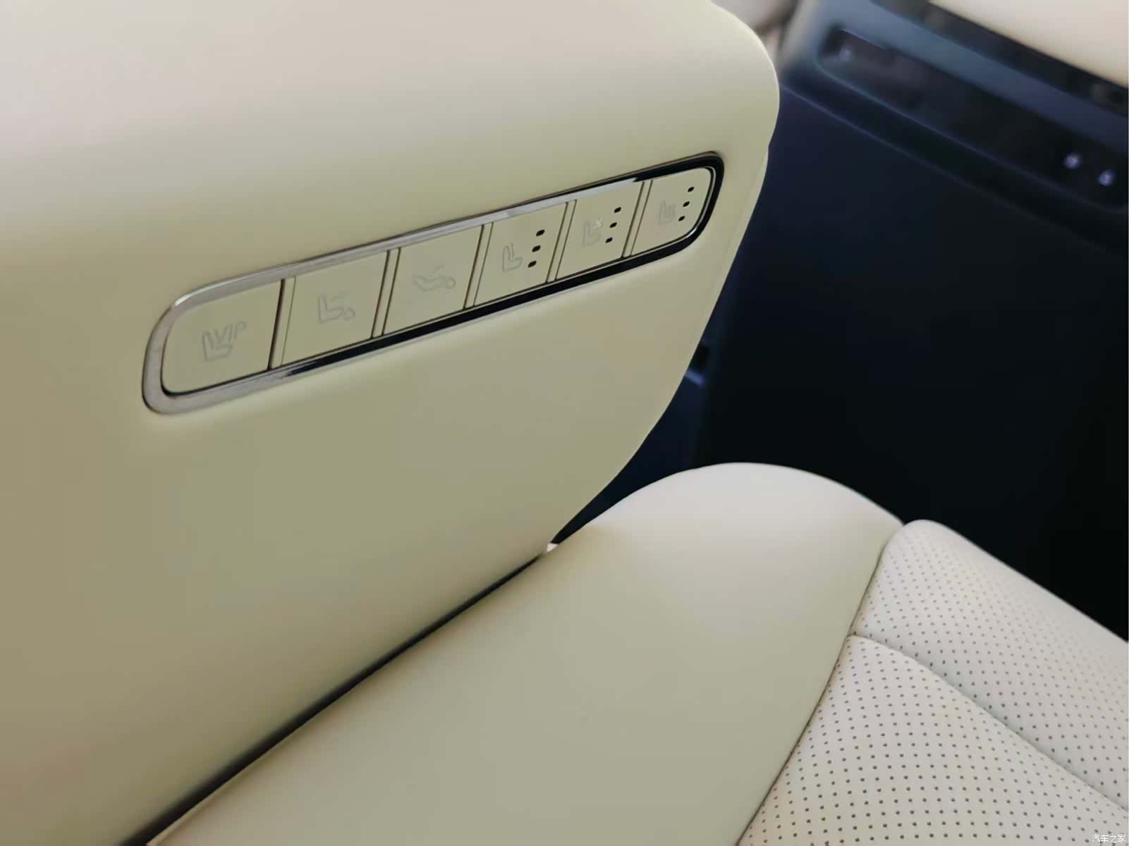 BAIC V9, 2026 12