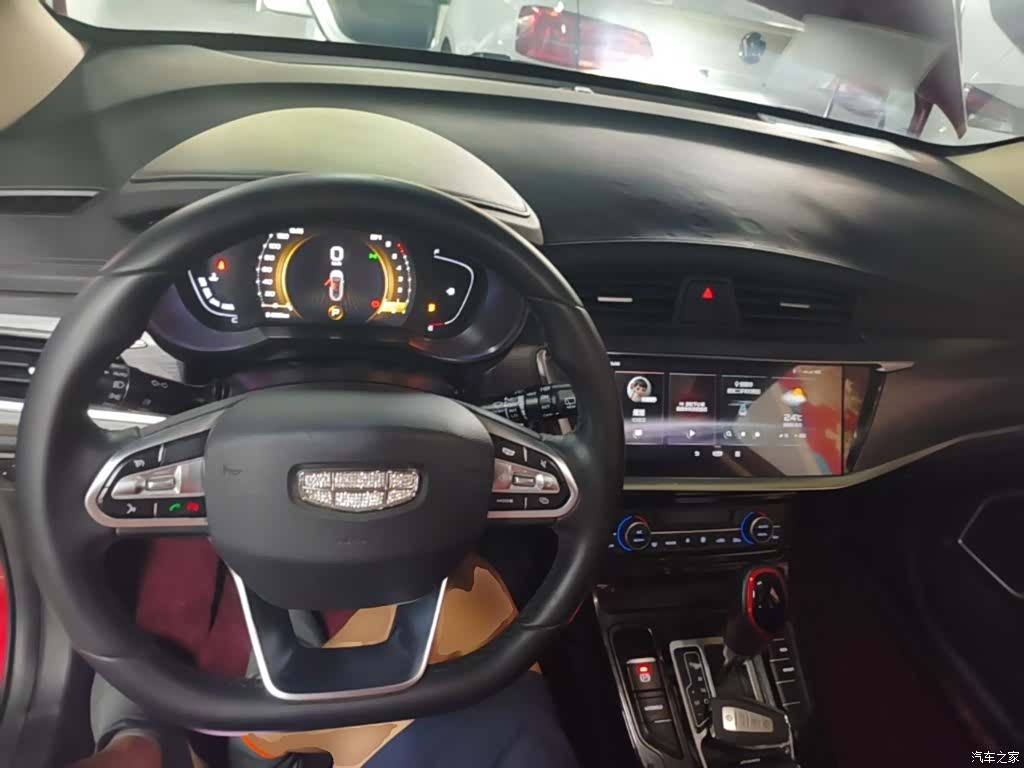 Geely Emgrand, 2021 10