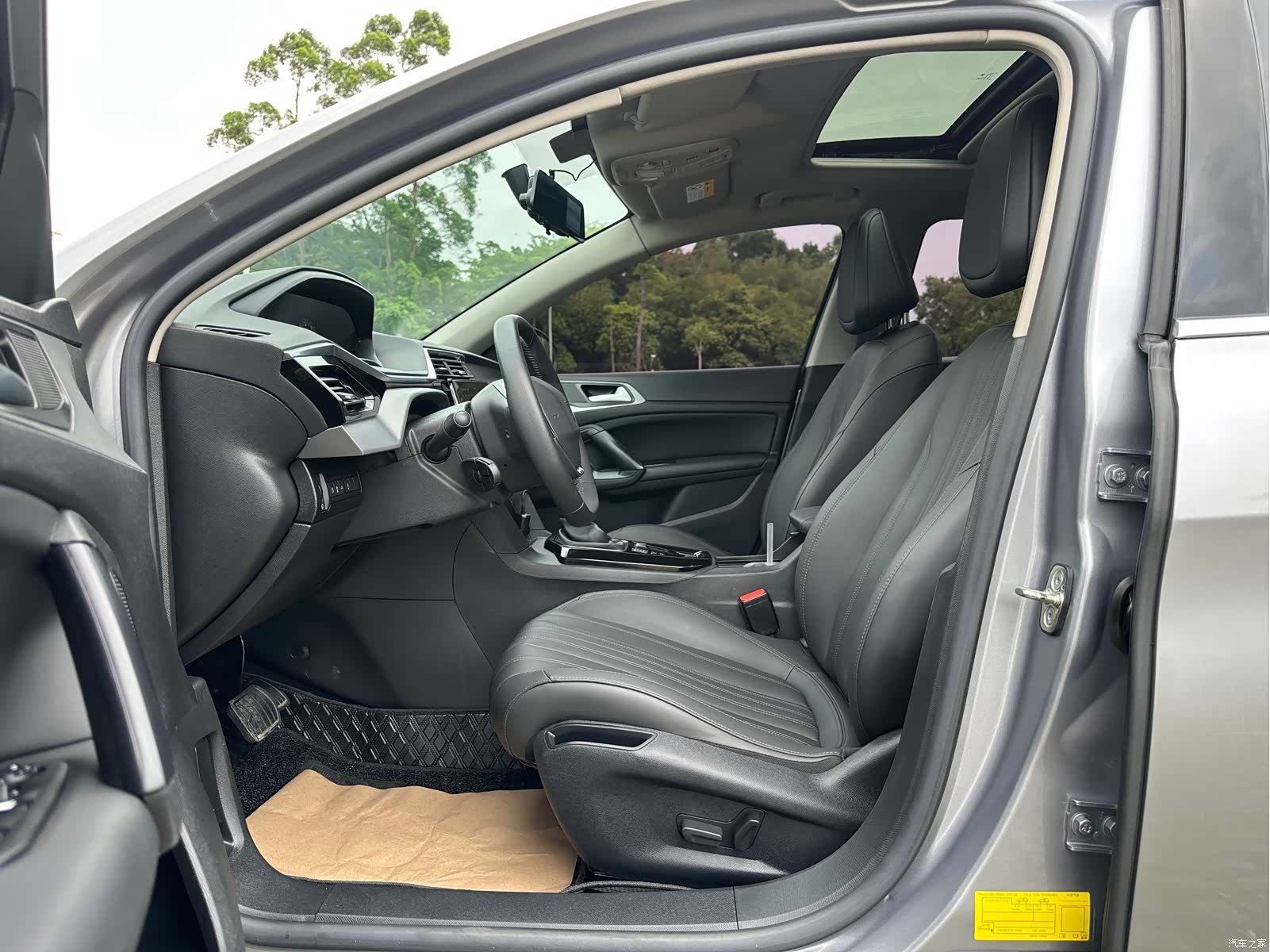 Peugeot 408, 2023 16
