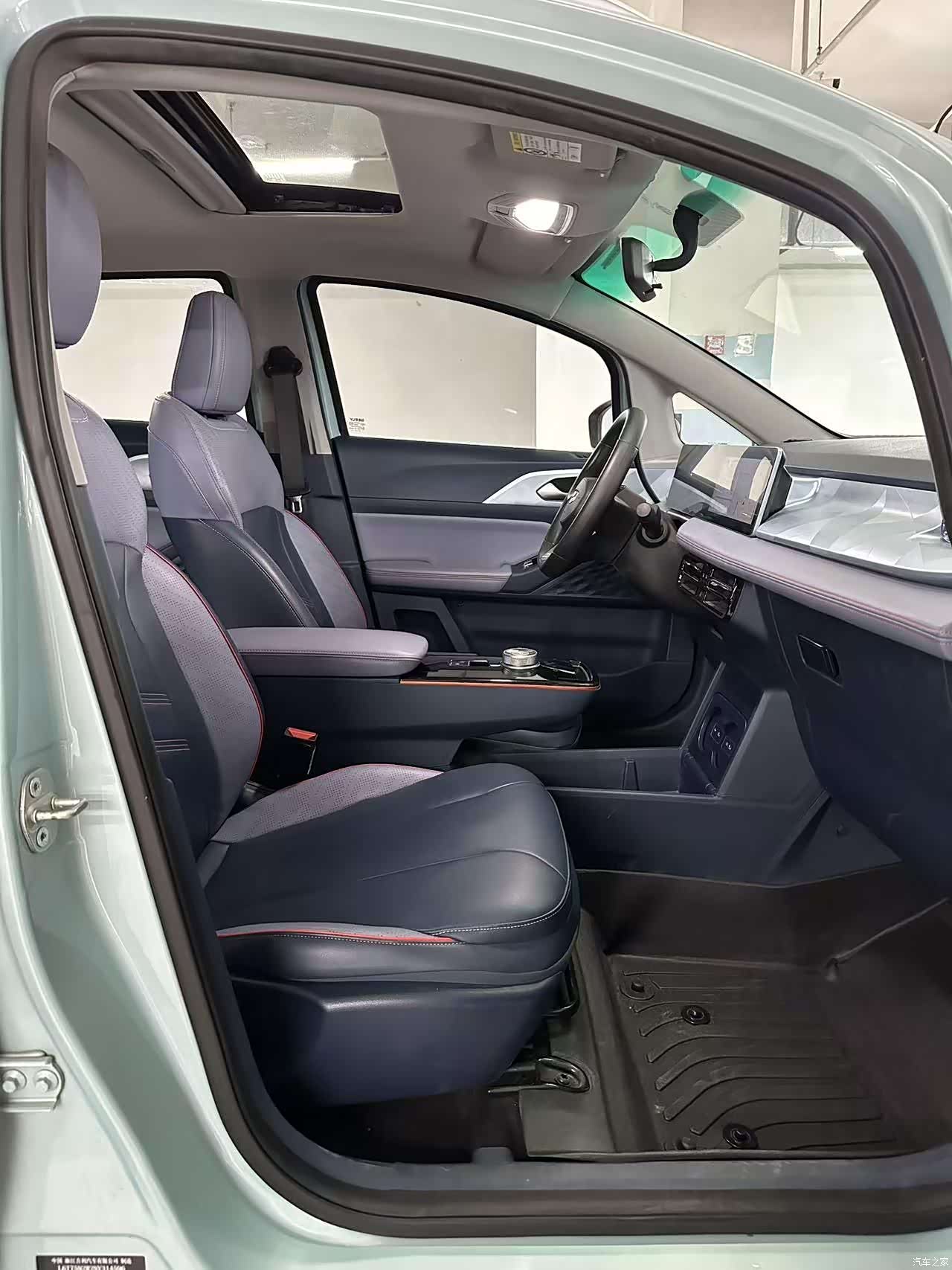 Geely E, 2022 10