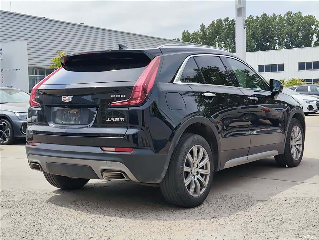 Cadillac XT4, 2022 7
