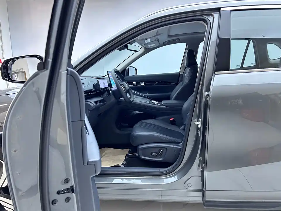 Geely Galaxy Galaxy E5