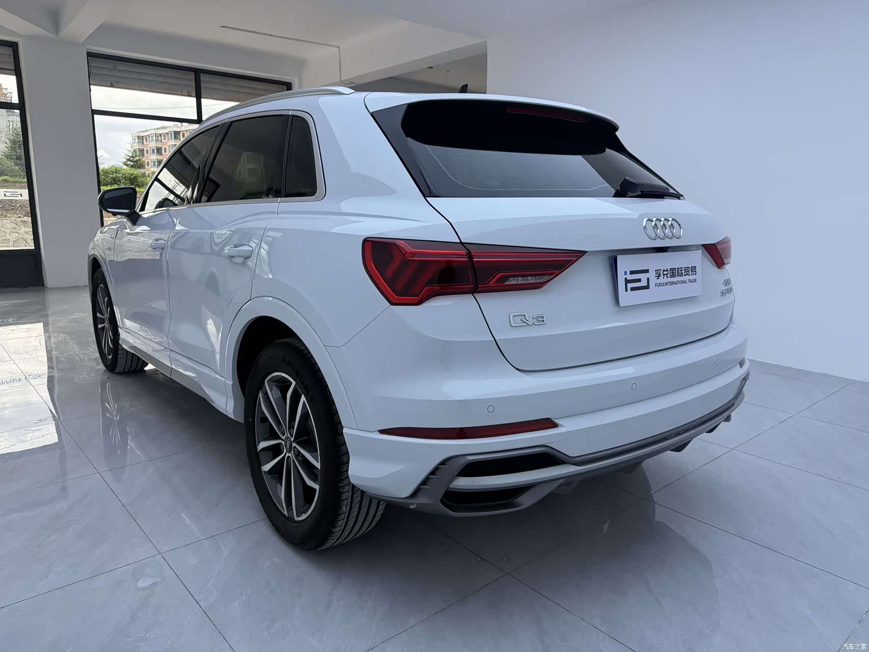 Audi Q3, 2022 6
