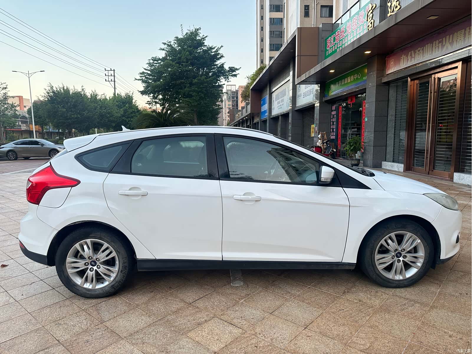 Ford Focus, 2015 7