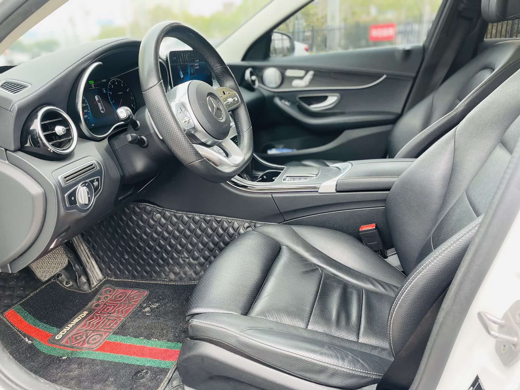 Mercedes-Benz C-Class, 2021 4
