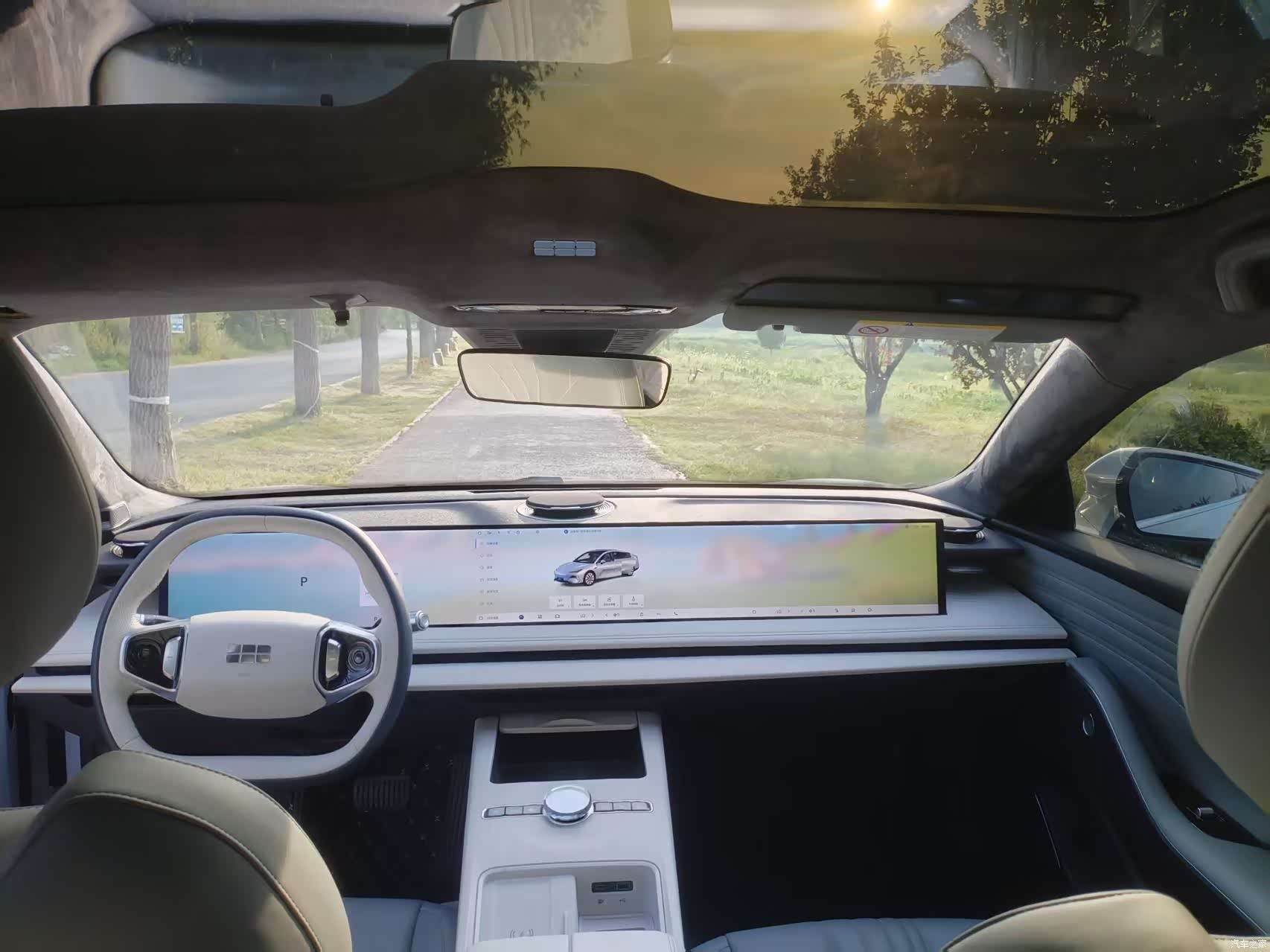 Geely E8, 2024 все фото