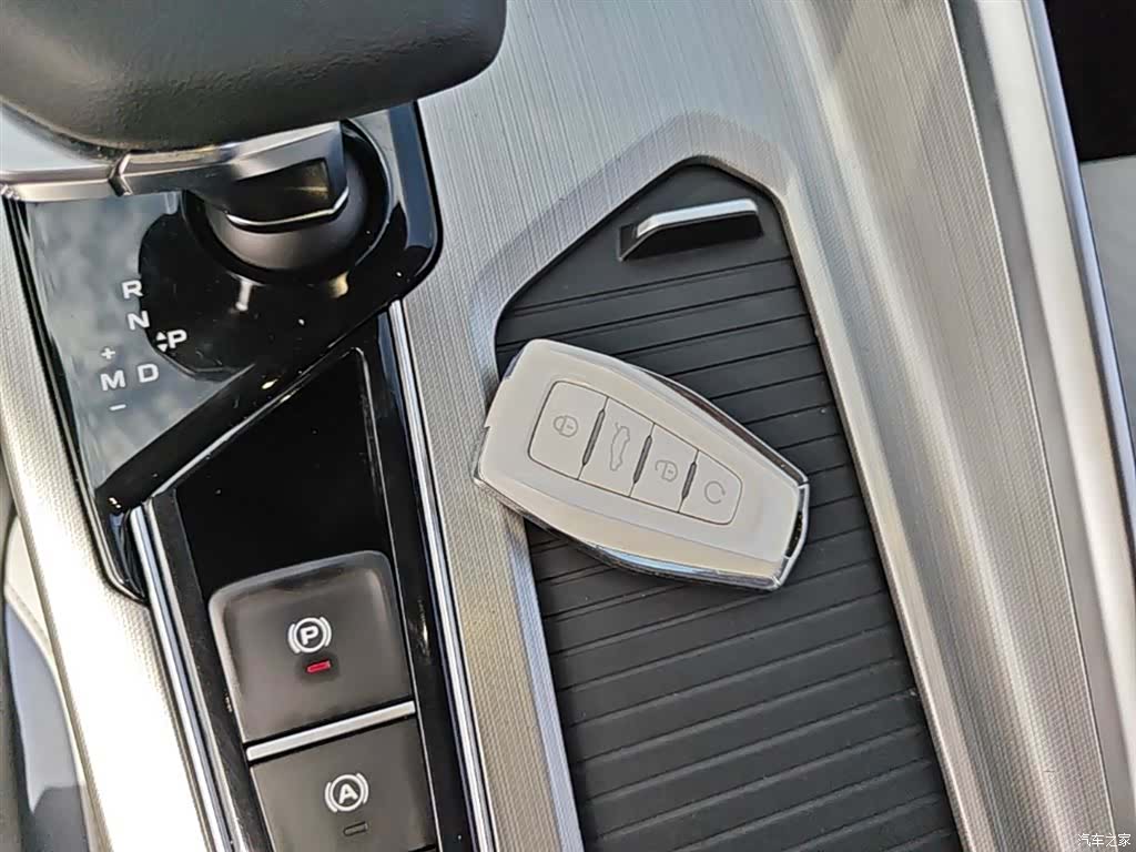 Geely Preface, 2022 9