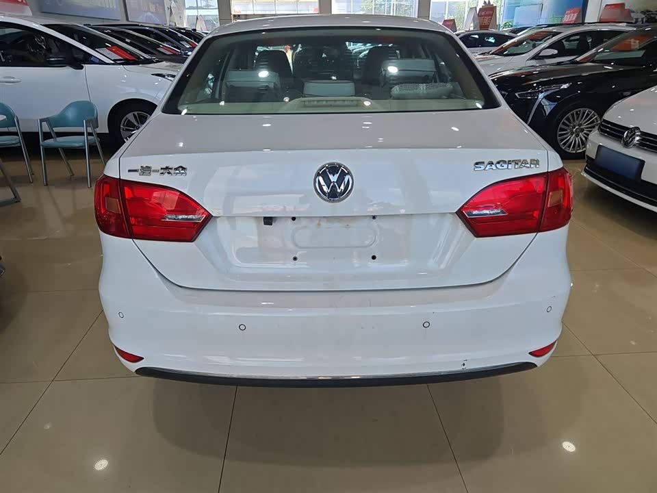 Volkswagen Sagitar