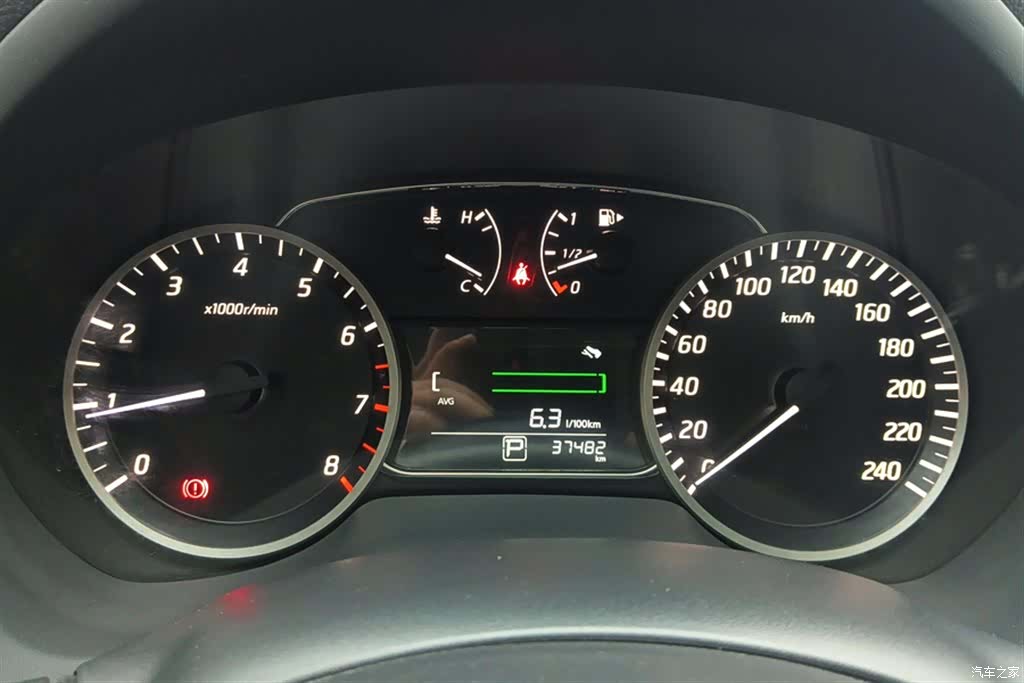 Nissan Sylphy, 2017 14