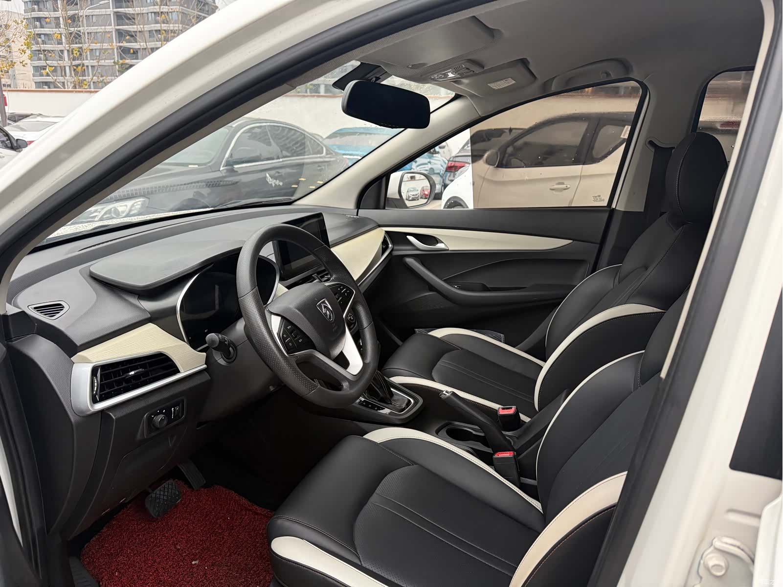 Wuling 360, 2020 6
